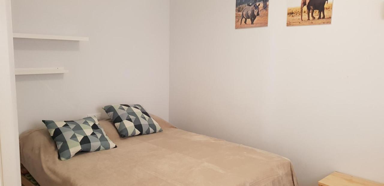 Casa Comoda Y Equipada Para 6 En Centro Pueblo Torroella de Montgrí Buitenkant foto